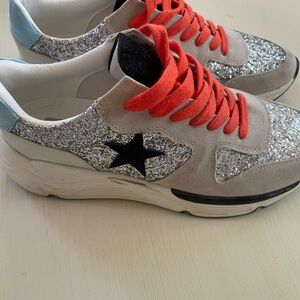 Stylish Glitter Sneakers with Red Accents